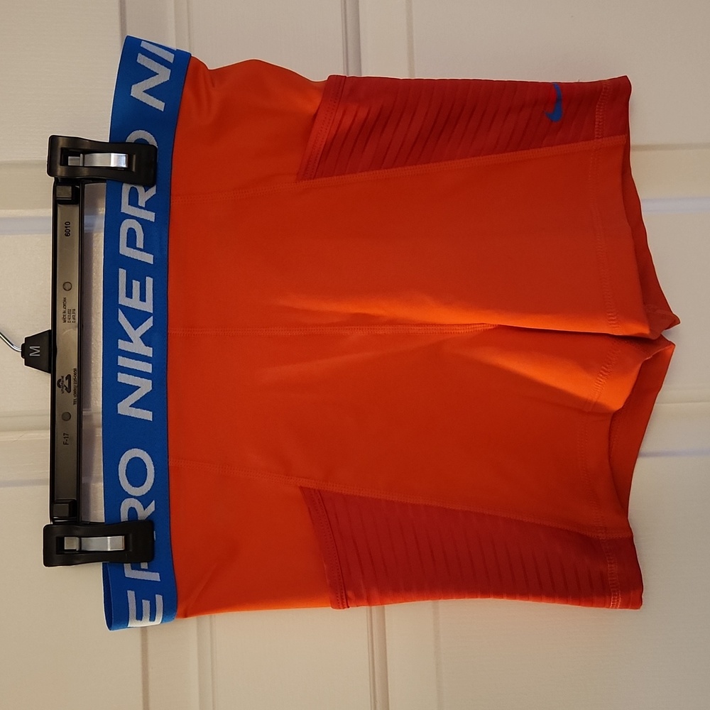 NEW! NIKE PRO SHORTS, DRI-FIT, 3", M
